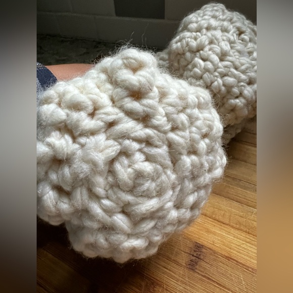 Pair of Handcrafted Mushroom Guys - Picture 2 of 9